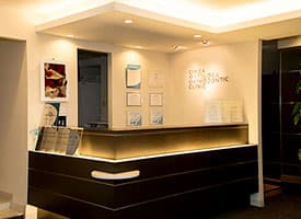 銀座クリアデンタル 受付